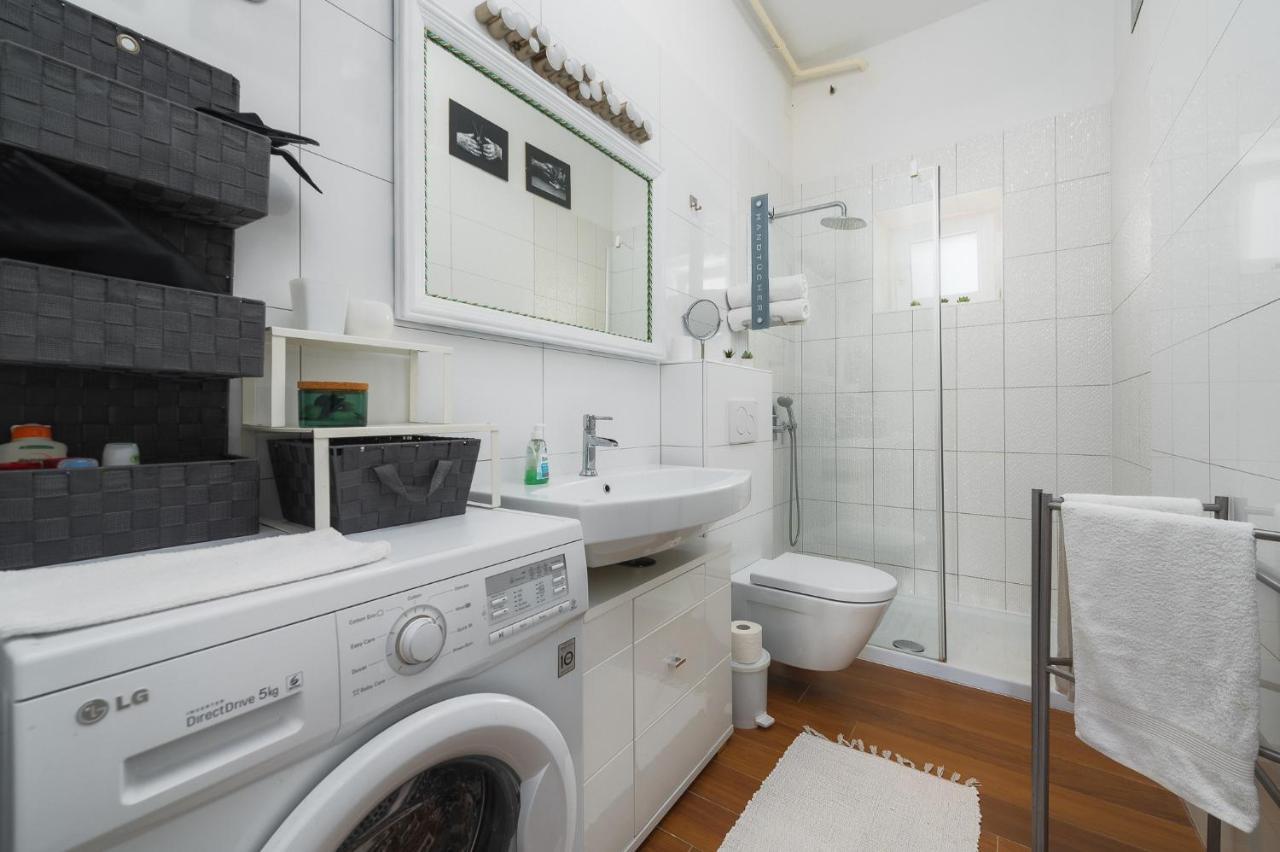Apartment Nina 포레치 외부 사진
